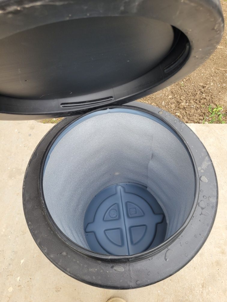 Cămin apa din plastic
