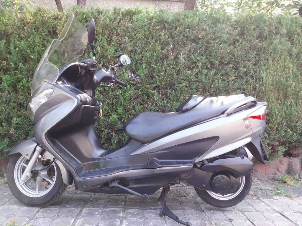 Suzuki Burgman 200i