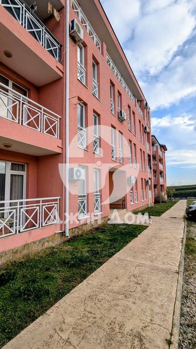 Продава се Двустаен апартамент в к.к. Слънчев бряг - 60 кв.м за 468 €/кв.м - Снимка #7