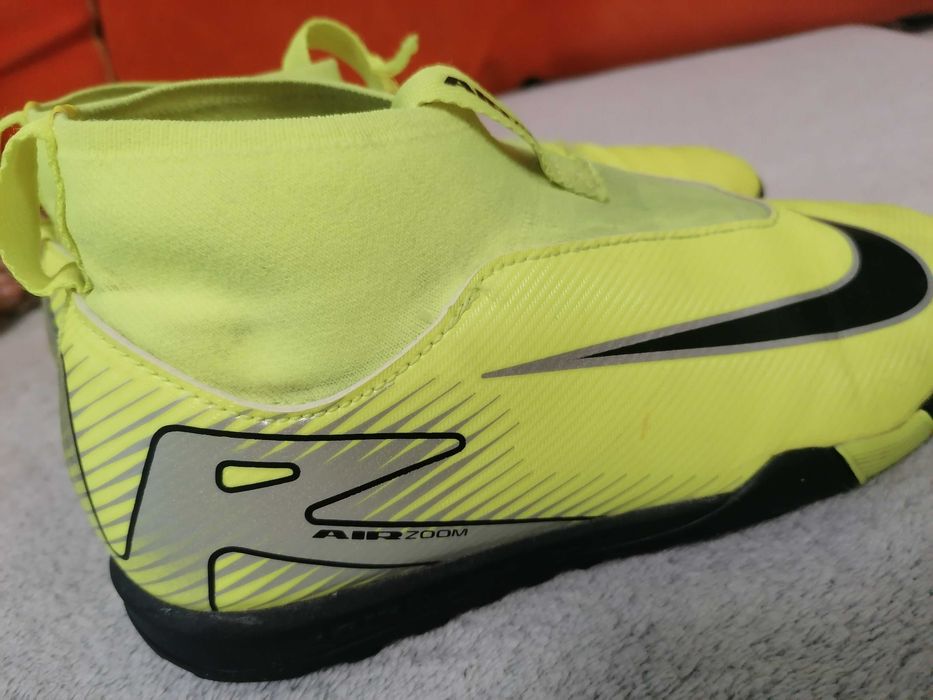 Ghete sintetic nr. 35 Nike Air Zoom