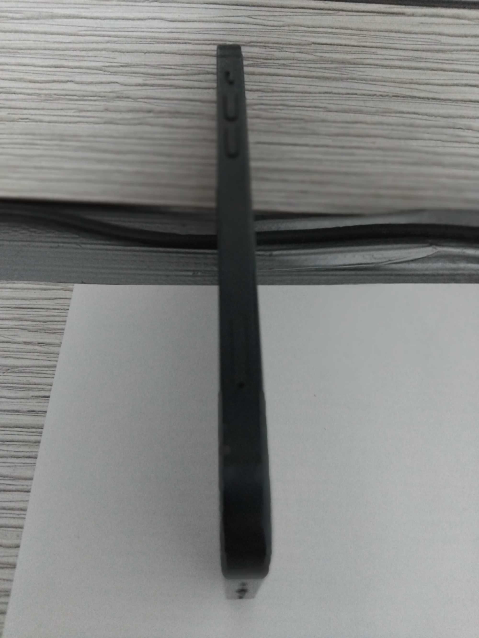 Продава се Iphone 12