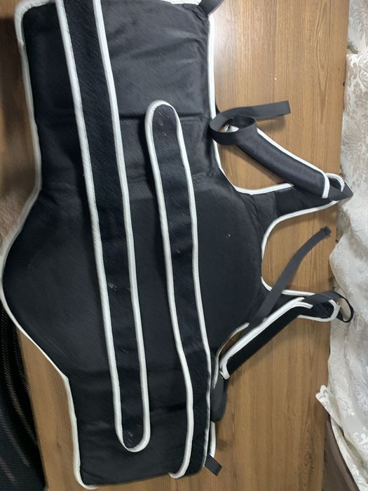 продается протектор для единоборств