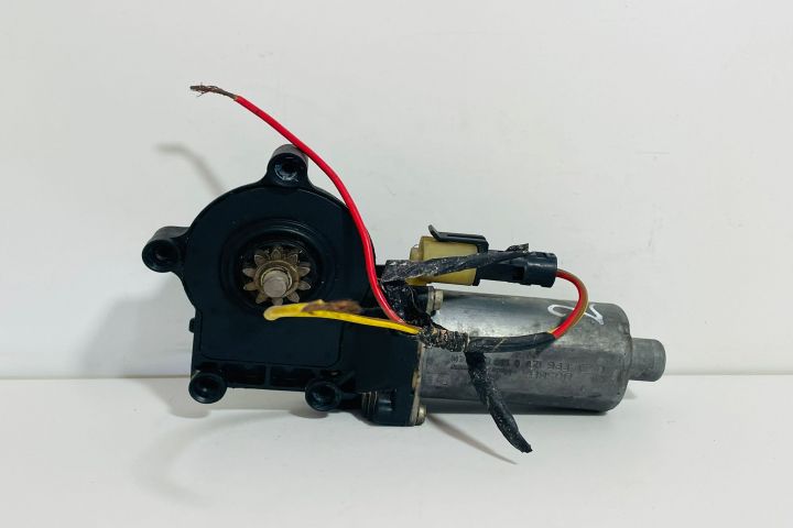 Motoras macara  Bosch geam stanga spate 0130821640 Renault Laguna a 2