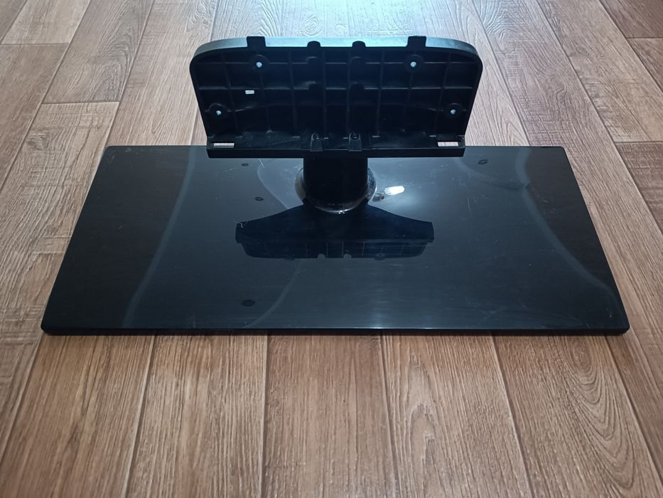 Кронштейн для телевизора