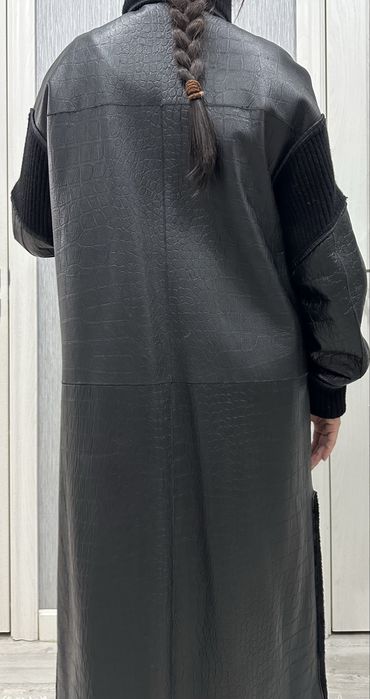 Продам женскую дубленку