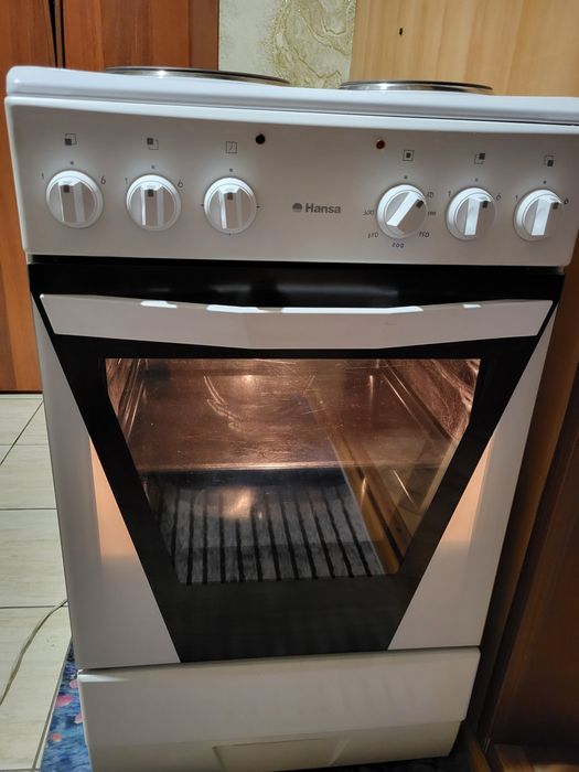 Продам эл.плиту в отличном состоянии.