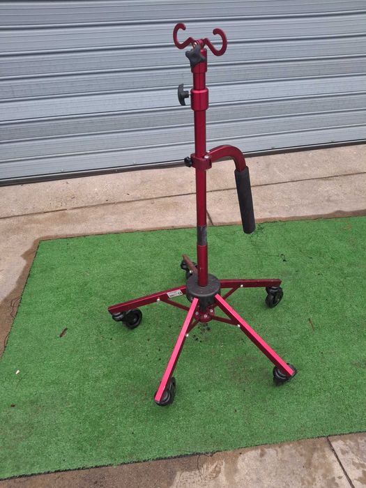 Стойка / статив за системи с колела