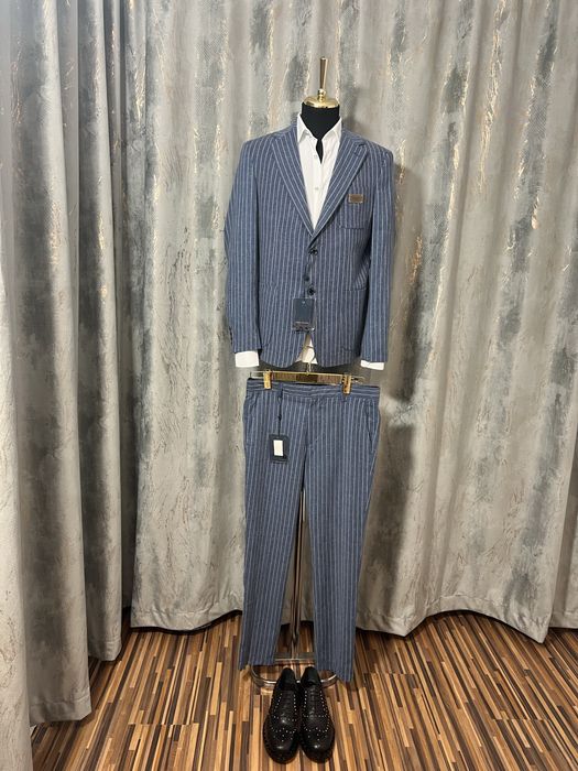Costum Louis Vitton