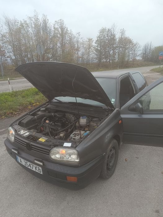 Продава се голф 3