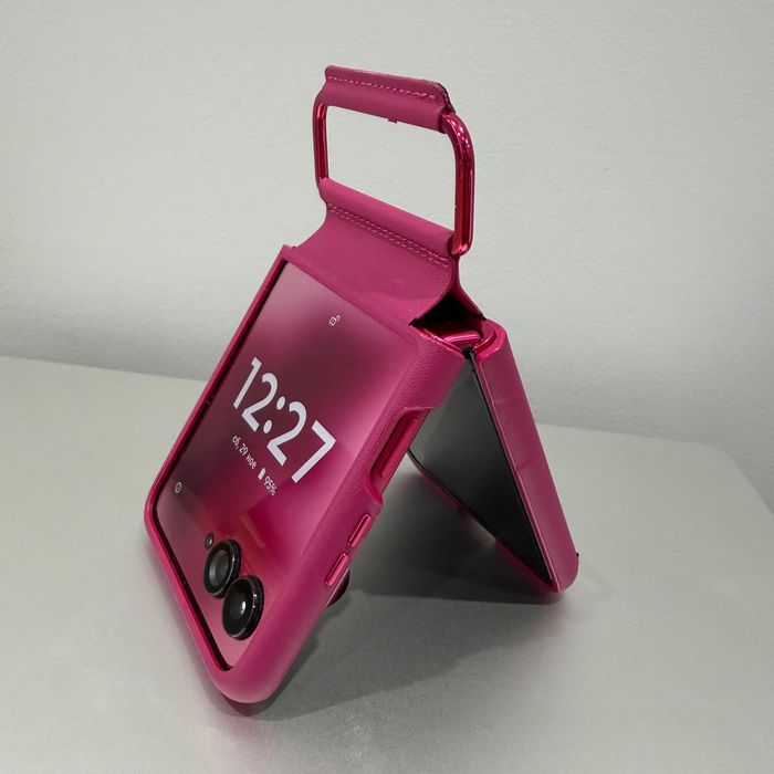 Motorola razr 60 ultra розов