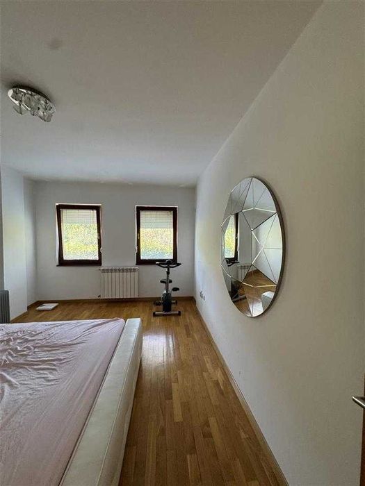 Дава се под наем Тристаен апартамент в Пловдив, Център - 88 кв.м за 453.9 € - Снимка #5