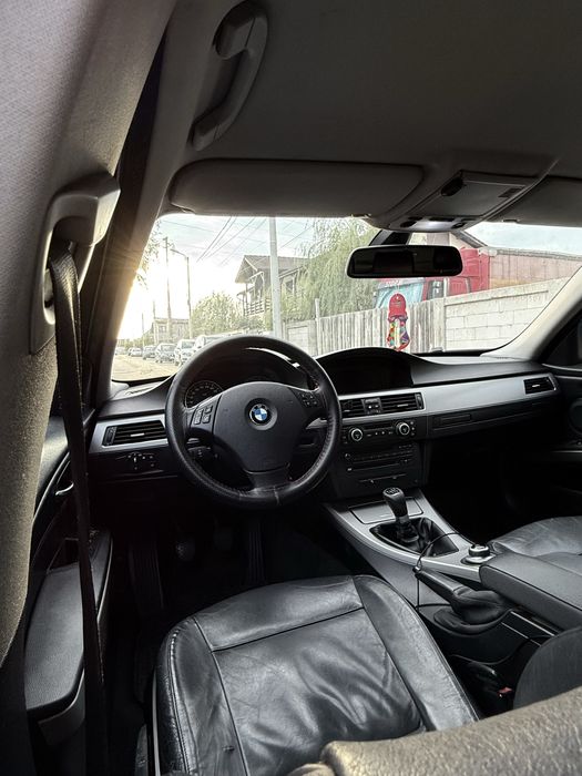 Vând Bmw e91 320D
