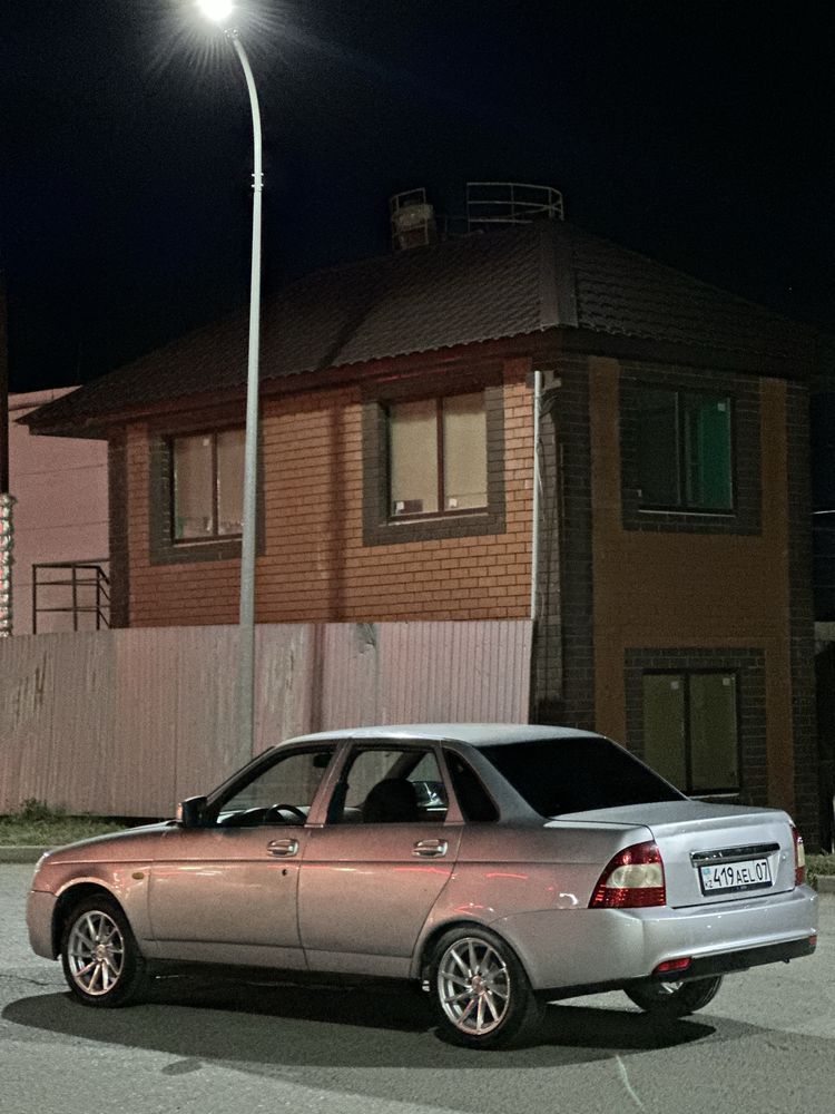 Продается Приора