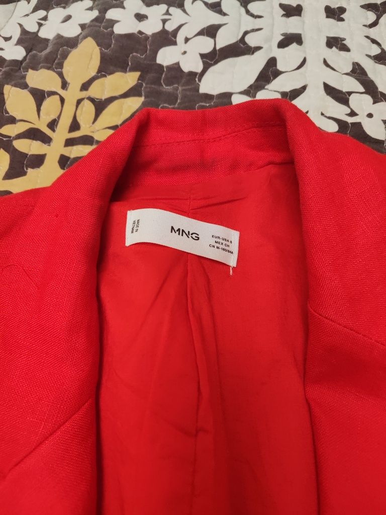 Продам льняной пиджак 42 размера MANGO