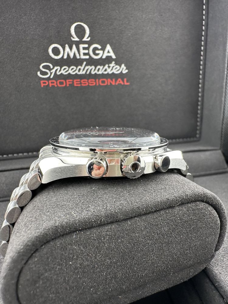 Omega Speedmaster 42