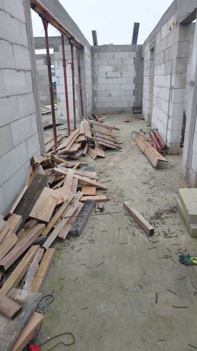 OCAZIE!!! Vând casă la roșu în sat Hanu Conachi, județul Galați