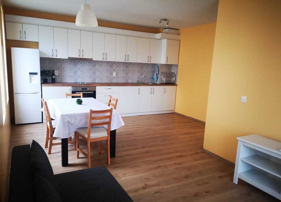 Дава се под наем Двустаен апартамент в Бургас, Меден рудник - зона А - 65 кв.м за 102 € - Снимка #3