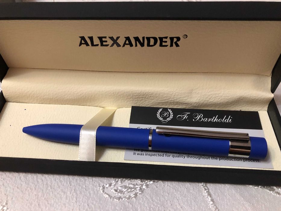 Бизнес аксесоари F. Bartholdi – бележник и химикалки в подаръчни кутии