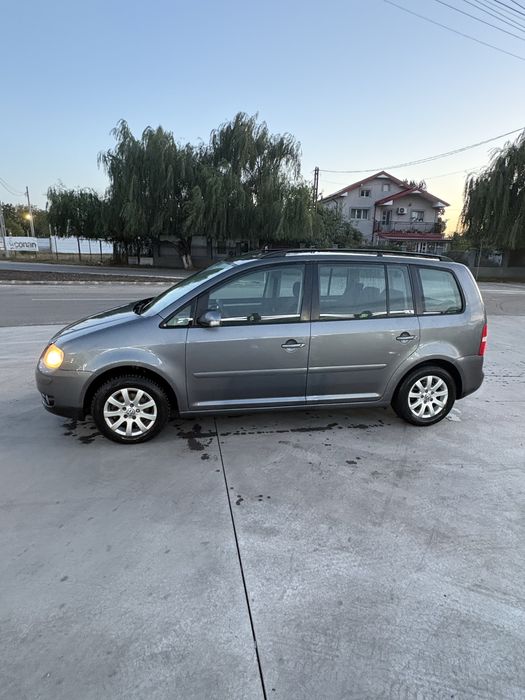 TOURAN 1.9 TDI 2006 7 Locuri