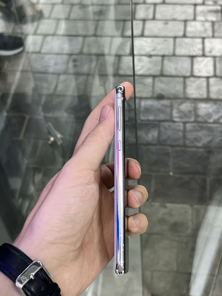 S10e 6/128gb sotilmoqda