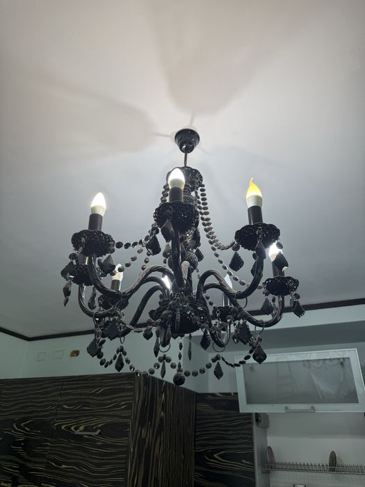 Люстра 8 рожковая, черная