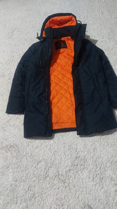 Vând geaca bărbați mărimea s