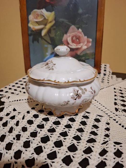 Барокова бомбониера