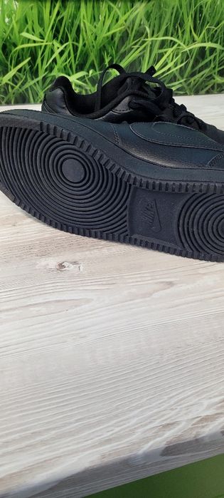 Nike negru low mărimea 40