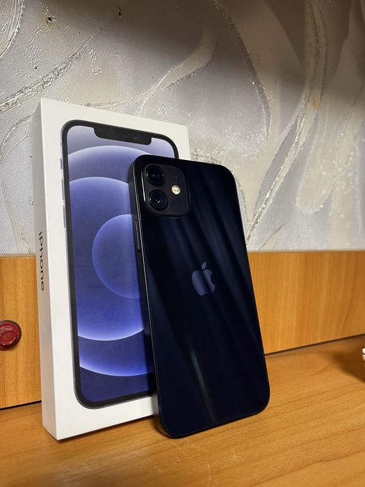 Iphone 12 в идеальном состоянии
