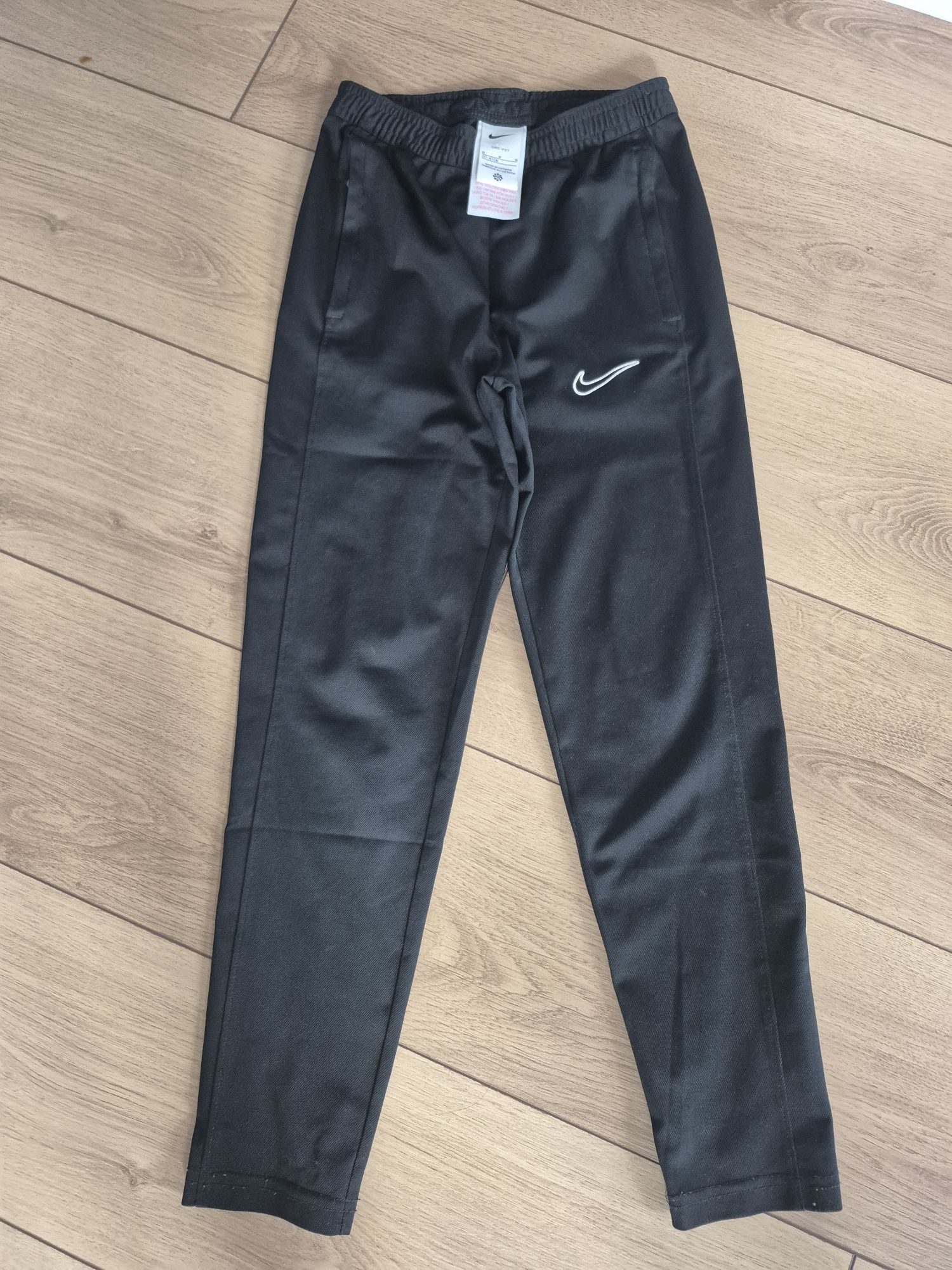 Чисто нов Nike-137/147