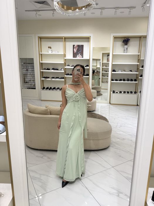 Платье светло зеленое женское