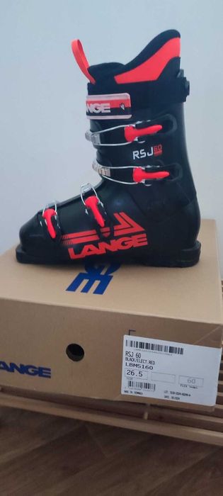 Младежки ски обувки Lange на един сезон