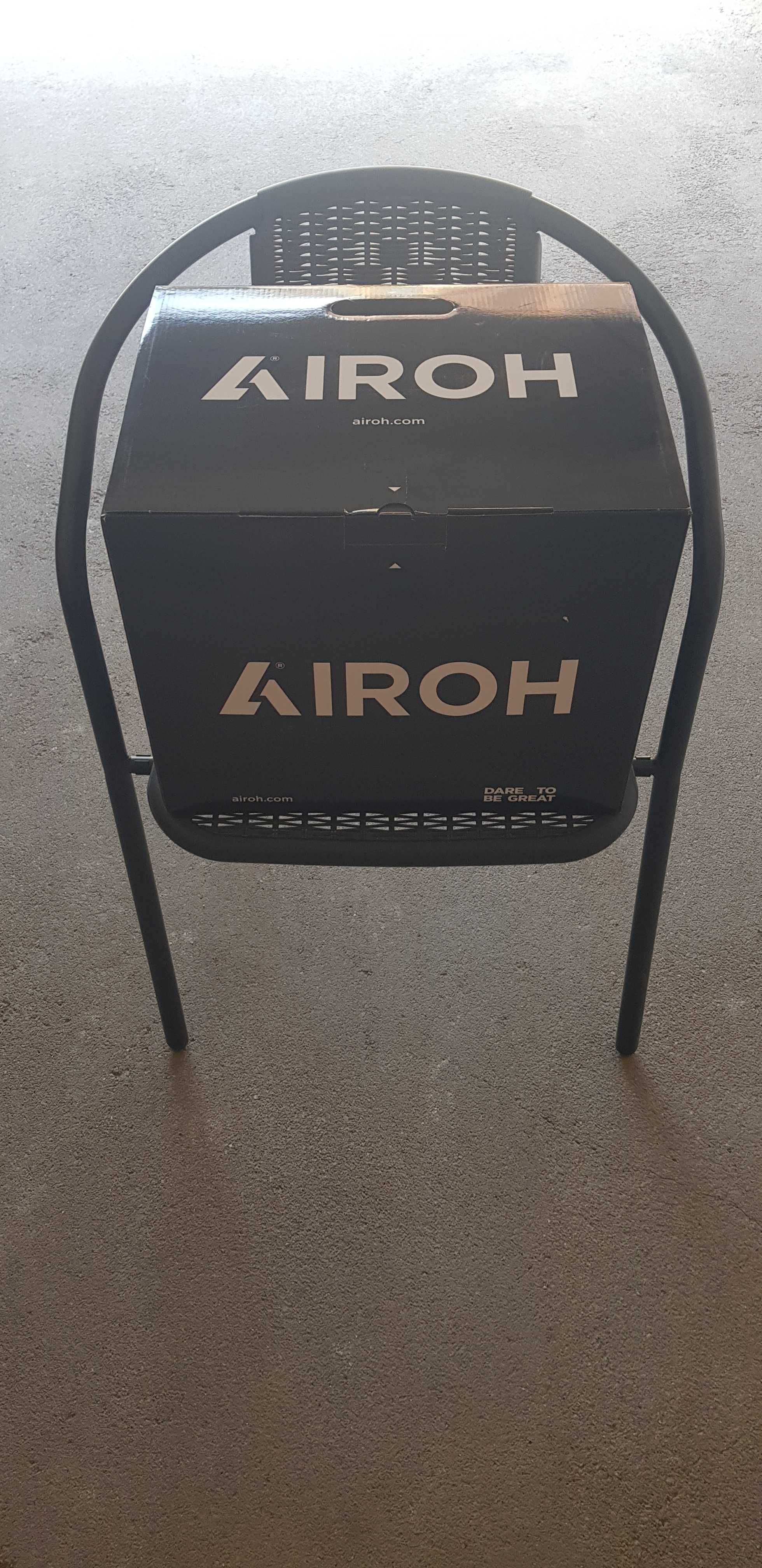 Каска Airoh Comander XXXL с интерком Sena 20S EVO
