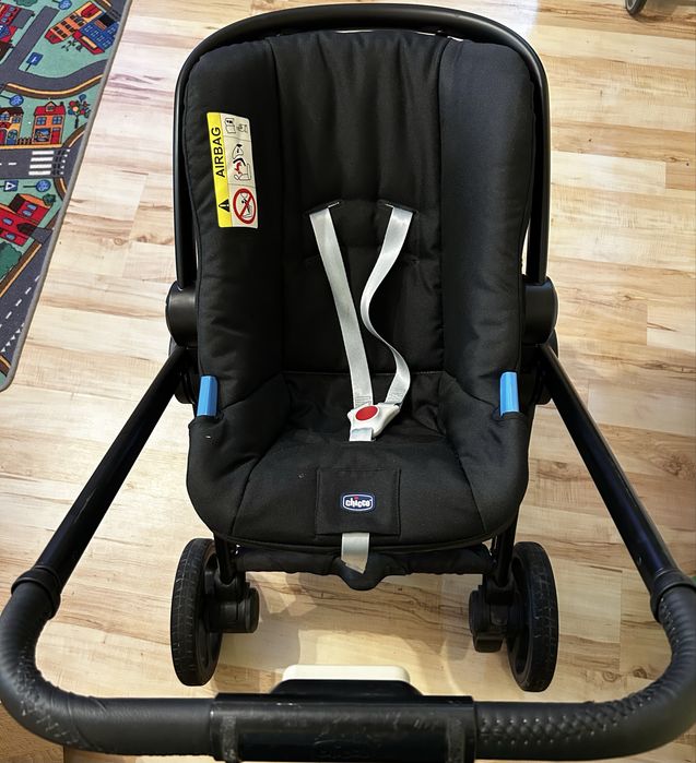 Carucior Chicco 3 in 1