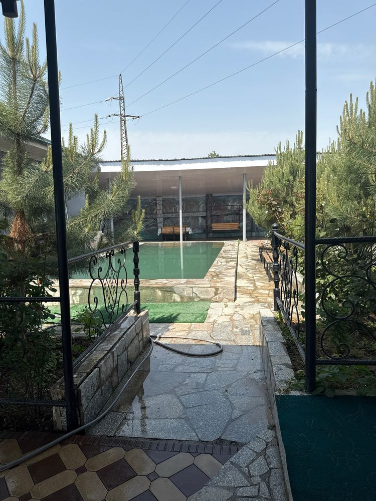 Chirchiq shahar arancada dacha arendaga beriladi