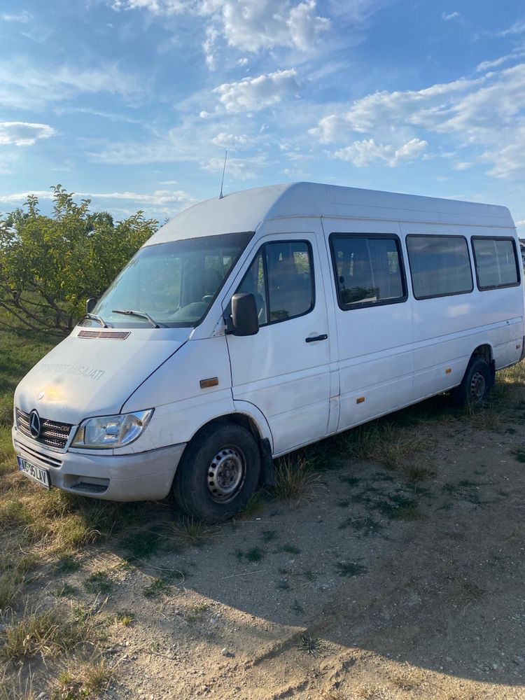 Microbuz Sprinter  2013 20locuri AC 15500€/ microbuz Sprinter 16locuri