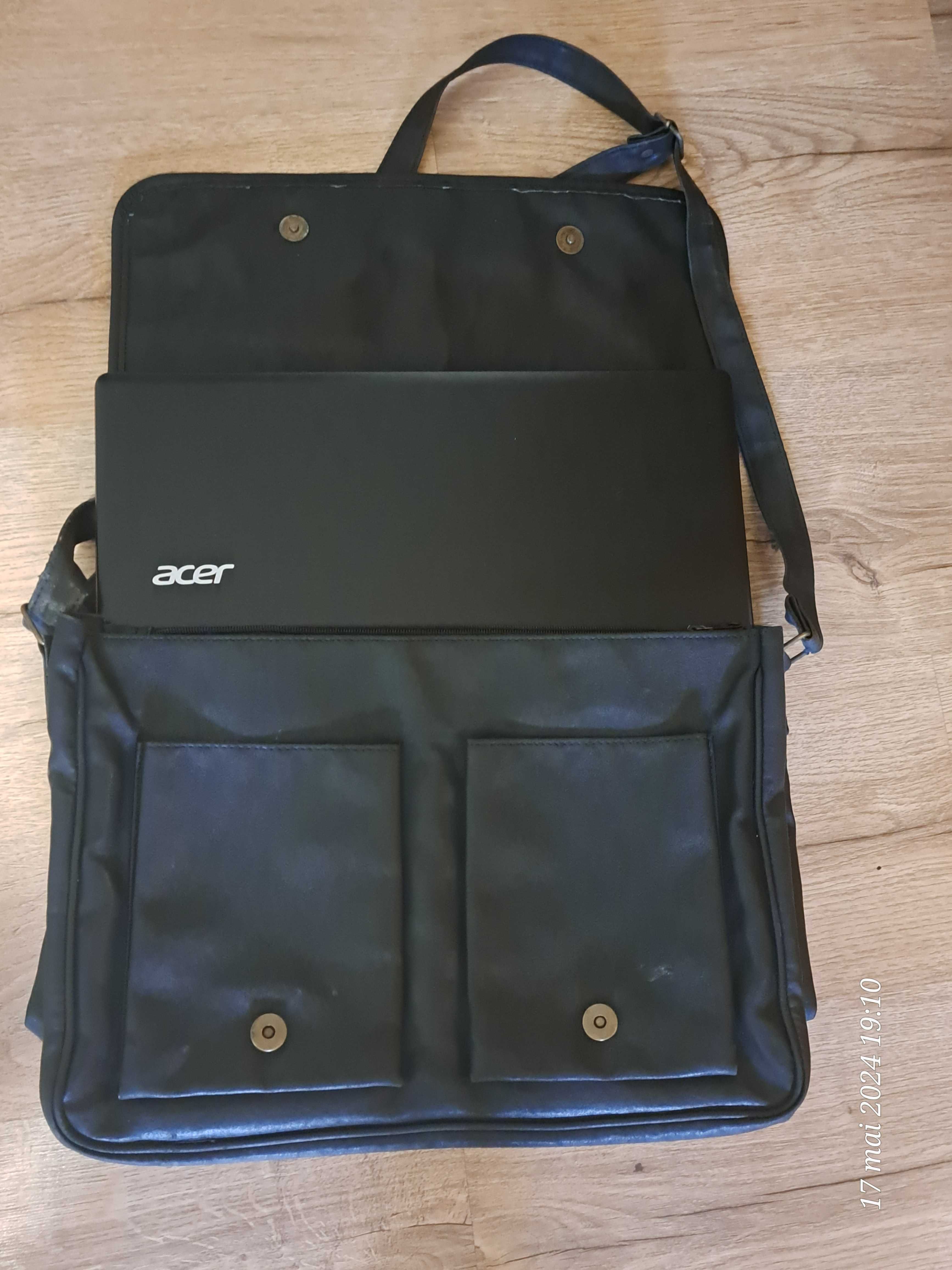 Laptop Acer Aspire E5-521G cu 4 Gb de RAM si 500 Gb de Rom.