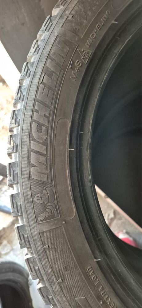 Продам шины r 17 зимние