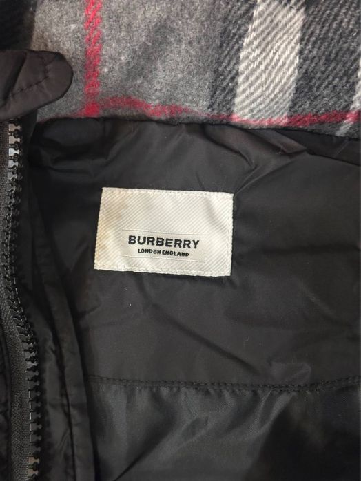 Burberry Пухавик / жилетка / Куртка