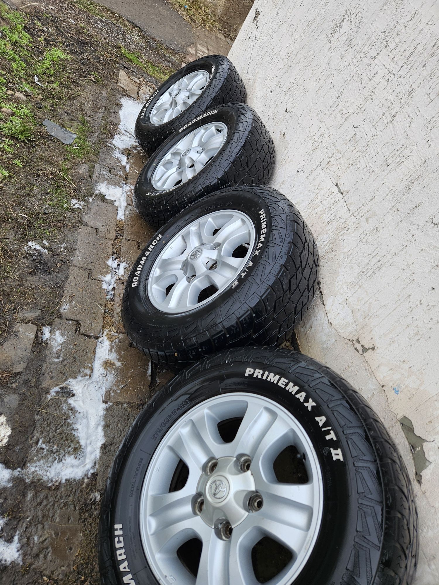 Шины с дисками 275/65R17