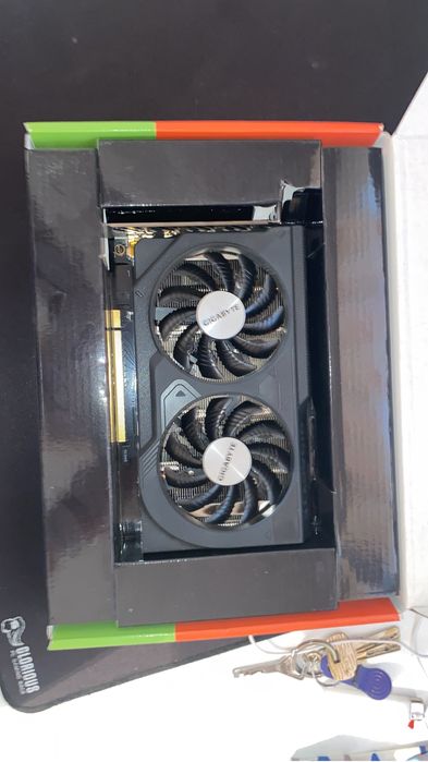 Видеокарта GeForce RTX 4060 Gigabyte