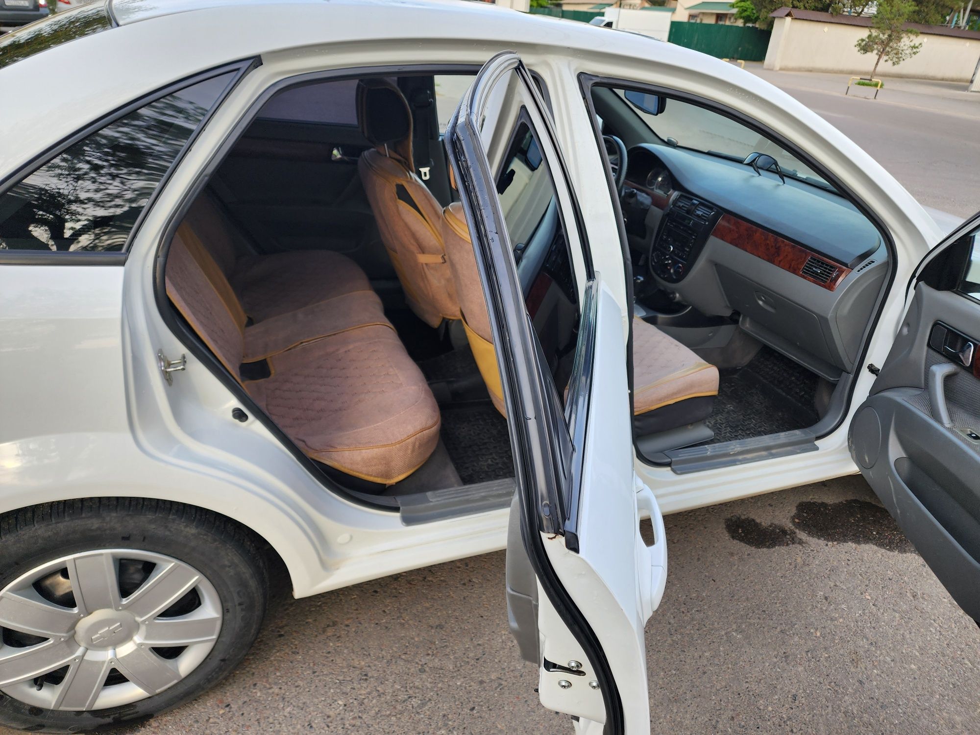 Свой Chevrolet Lacetti
