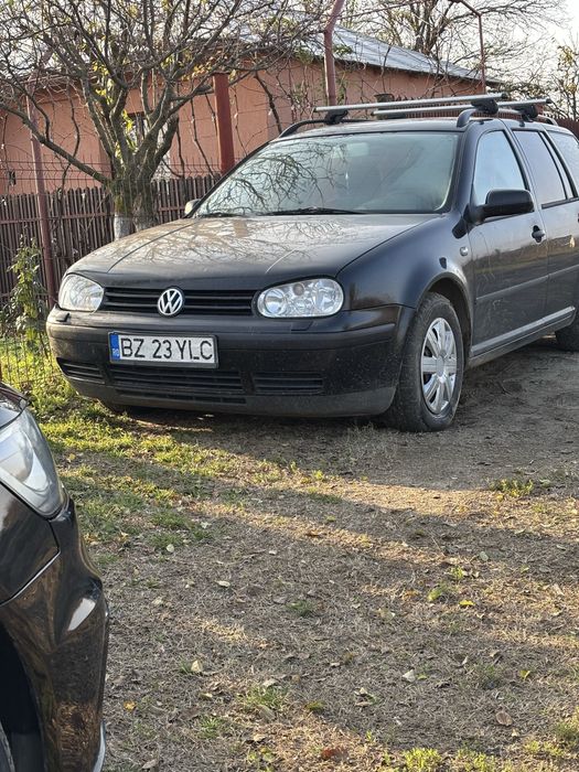 Vand golf iv 1.6 benzina