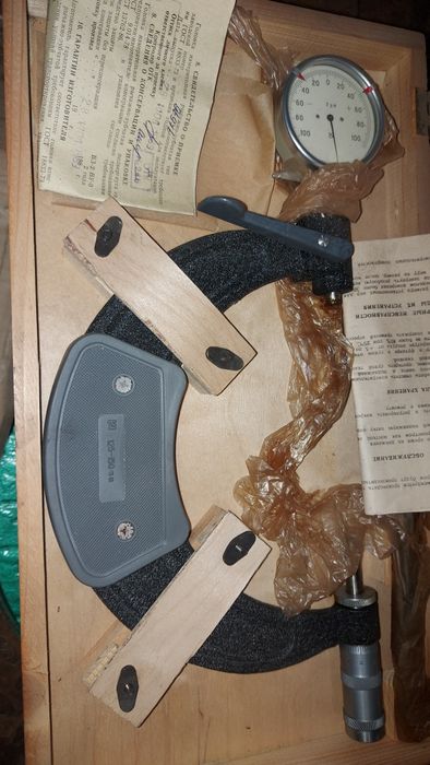 Микрометры и глубиномер микрометрический СССР новые