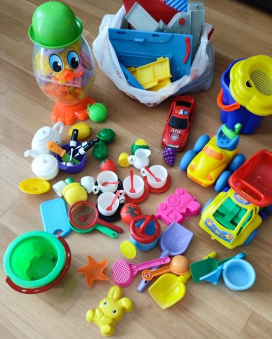 Продам игрушки все за 2000