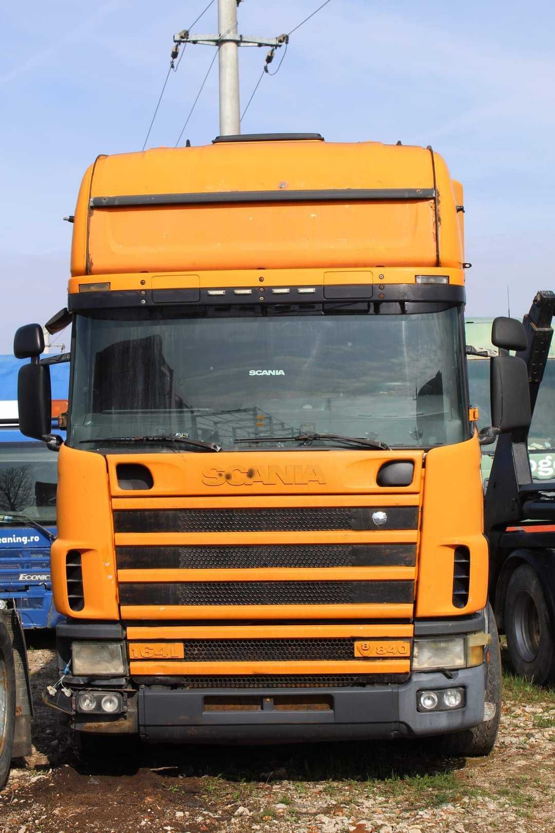 Dezmembram Man Scania Renault Mercedes