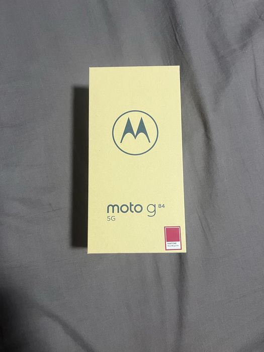 Motorola G84 5G – Viva Magenta