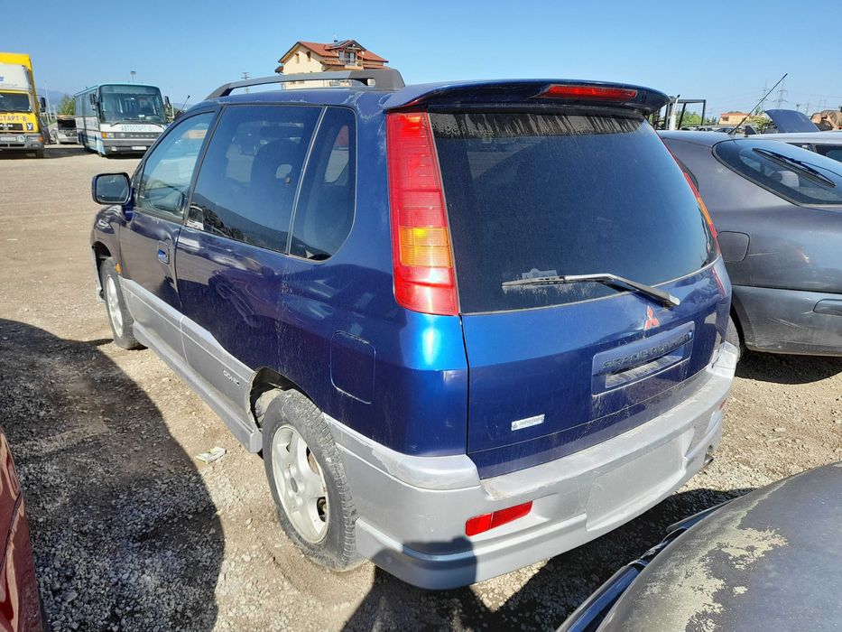 На части! Mitsubishi Space Runner 2.4 GDI