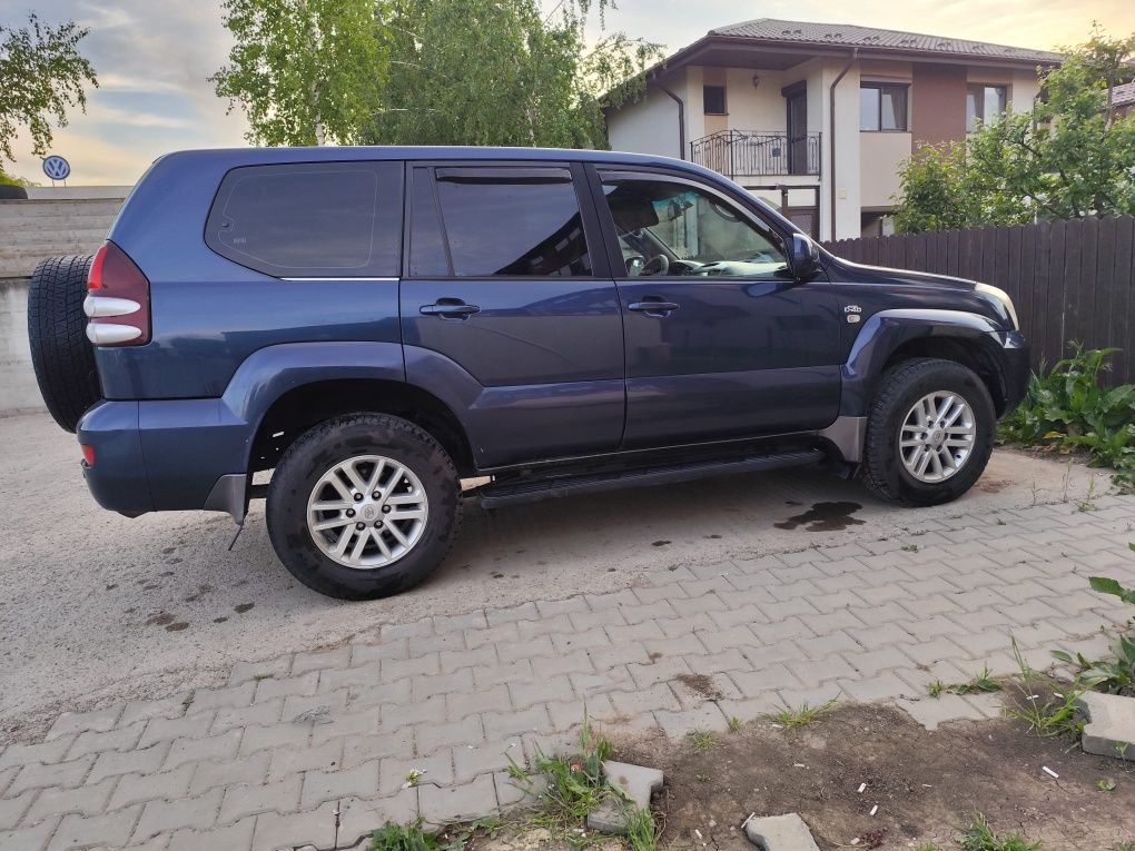 Toyota land cruiser J120 - cutie  automată