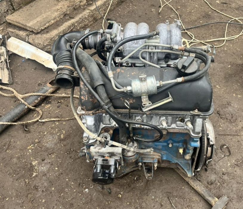 Головка двигатель на нива